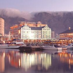 Pembury Tours - Cape Town - V&A Waterfront - Harbour