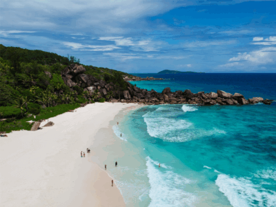 Pembury Tours - Seychelles - Beach
