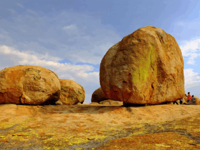 Rocks-Matobo Hills- Pembury Tours