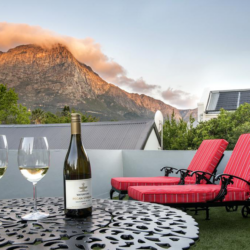 Pembury Tours - La Fontaine - Franschhoek - Cape Winelands - Accommodation - Rooftop Patio