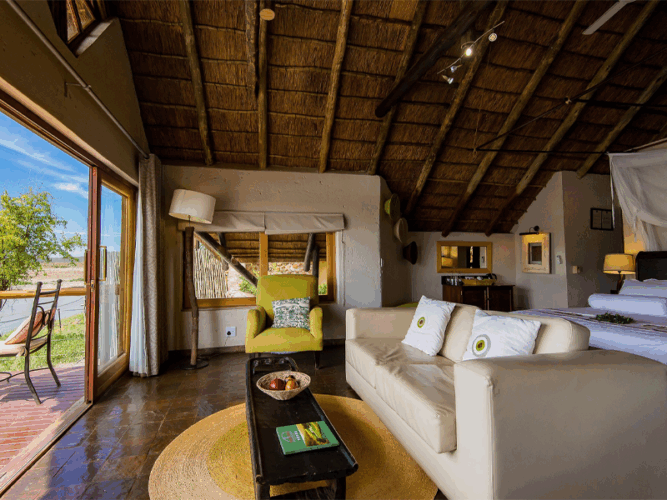 Pembury Tours - Tau Game Lodge - Madikwe Game Reserve - South Africa - Accommodation - Bedroom & Private Deck