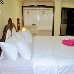 Pembury Tours - Ingagi Park View Lodge - Volcanoes National Park - Rwanda - East African Safari - Accommodation - Room Interior