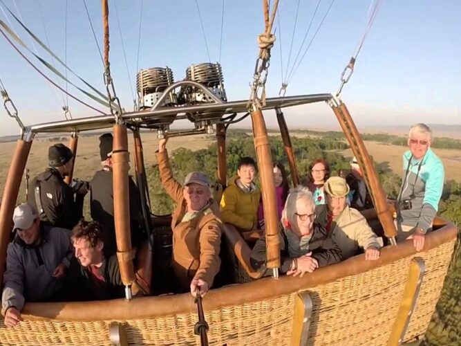 Pembury Tours - Hot Air Balloon Safari - Serengeti Tanzania & Masai Mara Kenya - Aerial Game Viewing - East African Safari - Great Migration